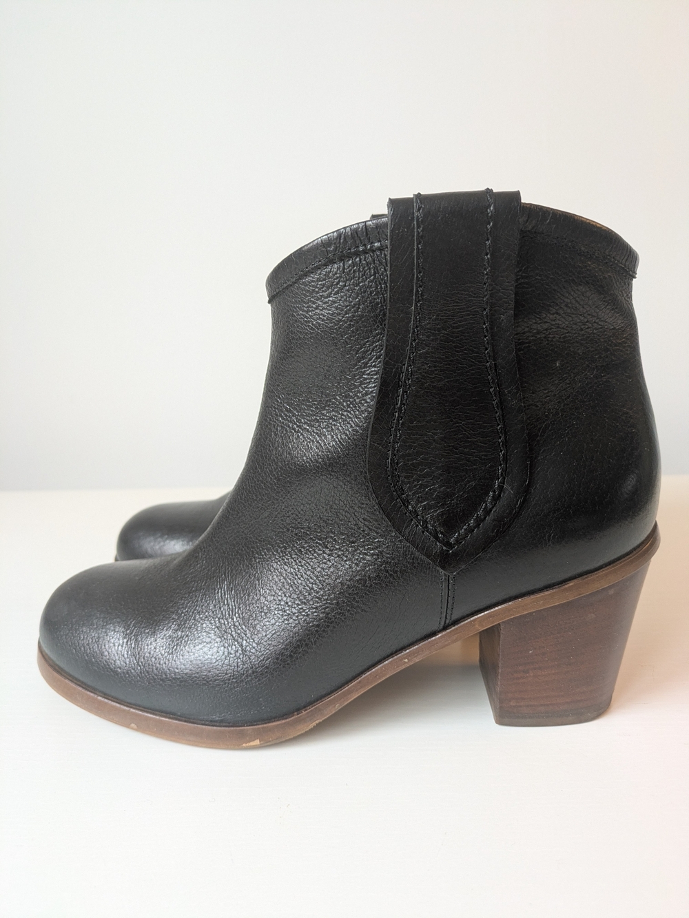 MM6 Maison Martin Margiela Black Leather Ankle Booties with Wood Block Heel